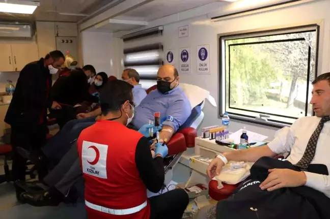 AZİZİYE BELEDİYESİ'NDE KAN BAĞIŞI SEFERBERLİĞİ