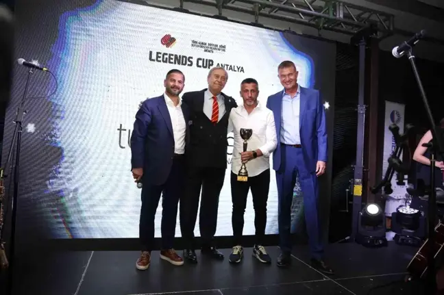 6. Efsaneler Kupası'nın şampiyonu Galatasaray
