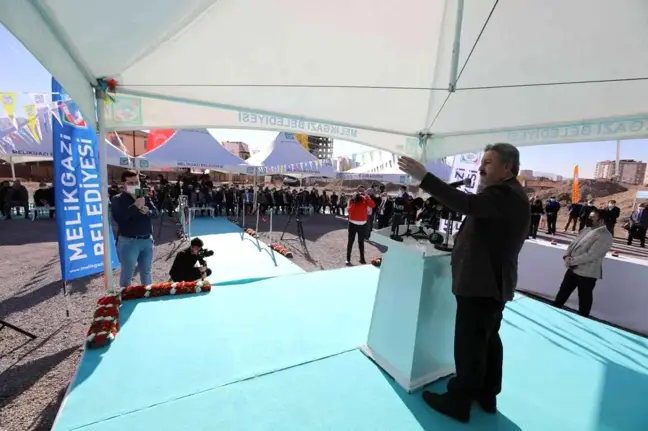 Melikgazi'de Keriman Fırıncıoğlu-Erkan İlkokulu'nun Temeli Atıldı