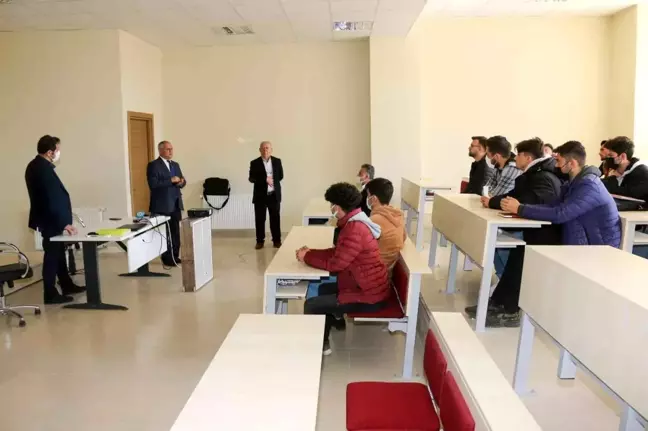 Başkan Öztürk'ten üniversite öğrencilerine destek sözü