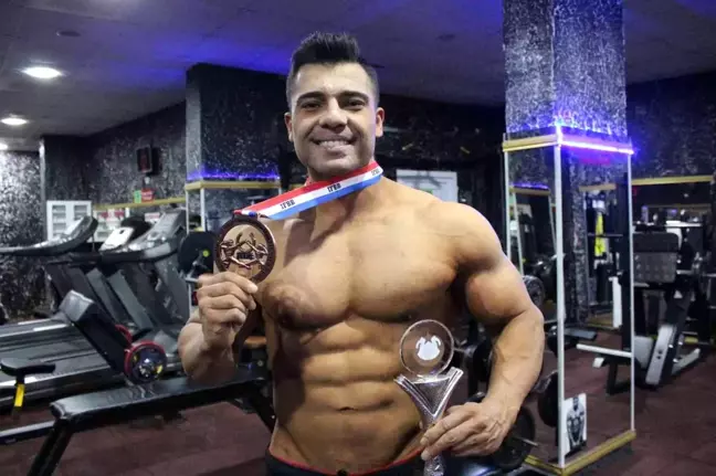 İbrahim Aydın, 2 yıl çalışmasıyla dünya 6'ncısı oldu