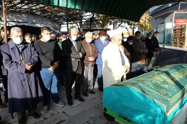 Sayın Valimiz, Arif Cihangir Enercu'nun Cenaze Namazına Katıldı