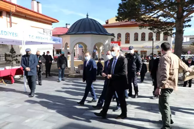 Sayın Valimiz, Refahiye Merkez Camii'nde Şadırvan, Gasilhane ve Eklentilerinin Açılış Törenine Katıldı, Esnaf Ziyaret Yaptı
