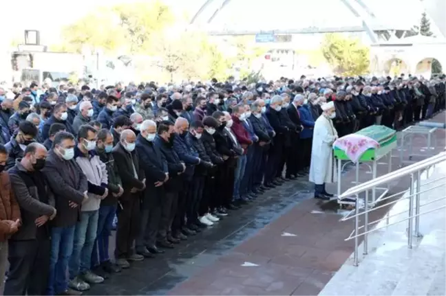 Sayın Valimiz Mehmet Makas, Semiha Telçeken'in cenaze namazına katıldı
