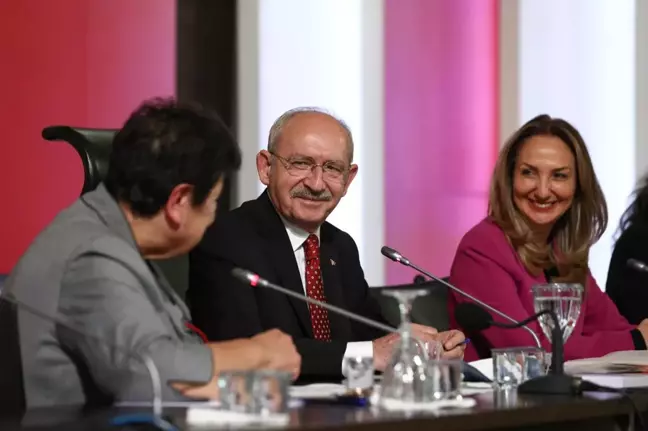 CHP Genel Başkanı Kılıçdaroğlu, 29 Ekim Kadınları Derneği heyetini kabul etti Açıklaması