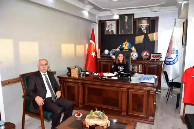 Son dakika... Yenişehir'e liseli başkan