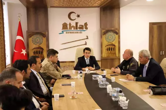 Ahlat'ta 'Kadına Yönelik Şiddetle Mücadele Koordinasyon, İzleme ve Değerlendirme Toplantısı' yapıldı