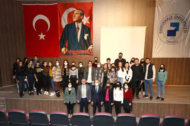 Sarayköy MYO'da Mehmet Akif ERSOY'u Anma ve Saygı Töreni Düzenlendi