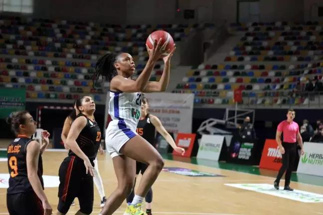 KBSL: İzmit Belediyespor: 69Galatasaray: 80