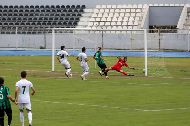 Efeler 09 SFK, liderliğini korudu