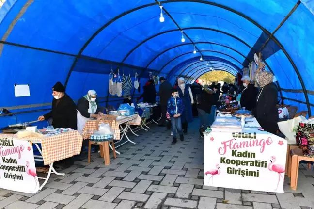 Çiğli'de Kadın Üretici Pazarı açıldı