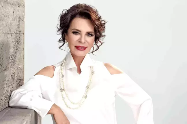 Hülya Koçyiğit'ten damadına övgü: