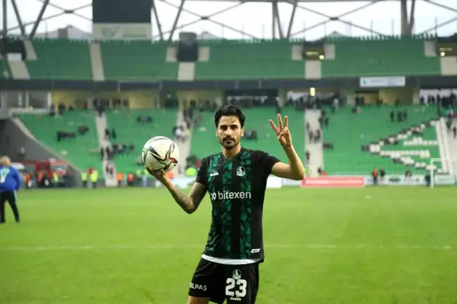 Beğenilmediği için takımdan gönderildi, Sakaryaspor'da gol krallığına oynuyor
