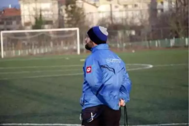 Çaydeğirmeni'nde minikler futbola hevesli