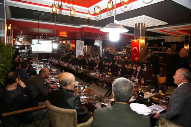 Tuşba Belediyesi'nden gazetecilere anlamlı gece