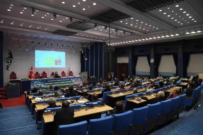 Büyükşehir'in 'Organik Tarım Temel Eğitim Programı' sürüyor