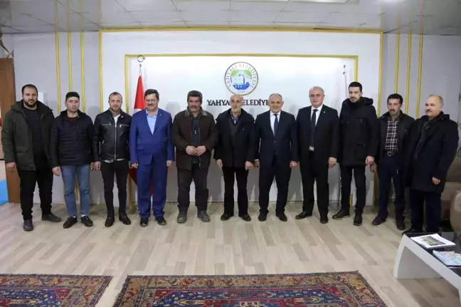 Yahyalı esnaflarından Başkan Öztürk'e teşekkür