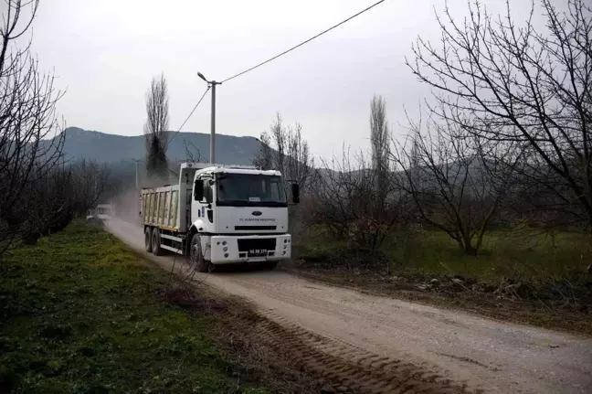 Kuşadası Belediyesi'nden çiftçiye tam destek
