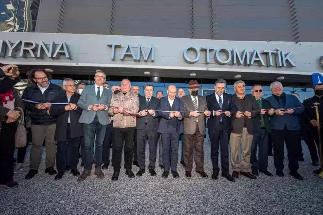 Türkiye'nin en büyük tam otomatik otoparkı İzmir'de açıldı: 66,5 milyona mal oldu