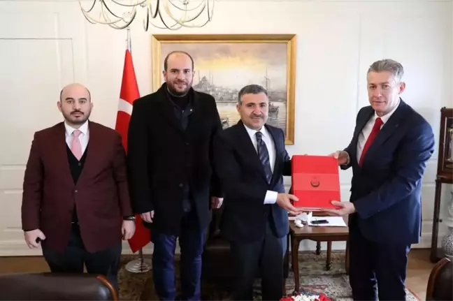 Hatay Devleti Resmi Gazetesi kitabı Düzce'de tanıtıldı
