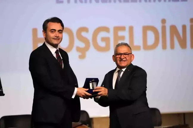 Başkan Büyükkılıç'a Tabipler Odası'ndan özel ödül