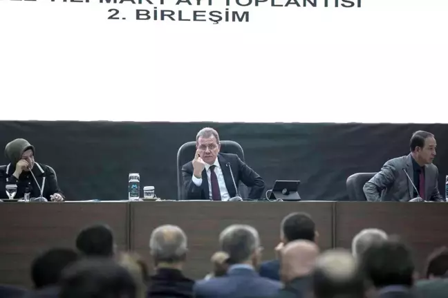 Seçer: