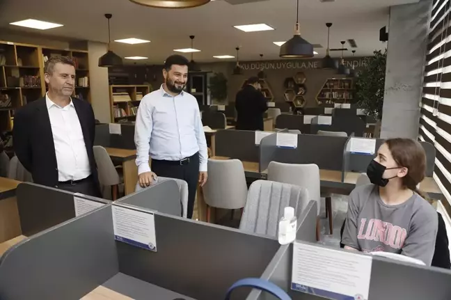 Kağıthane Belediyesi, 7 bin üniversite adayının sınav giriş ücretlerini karşıladı