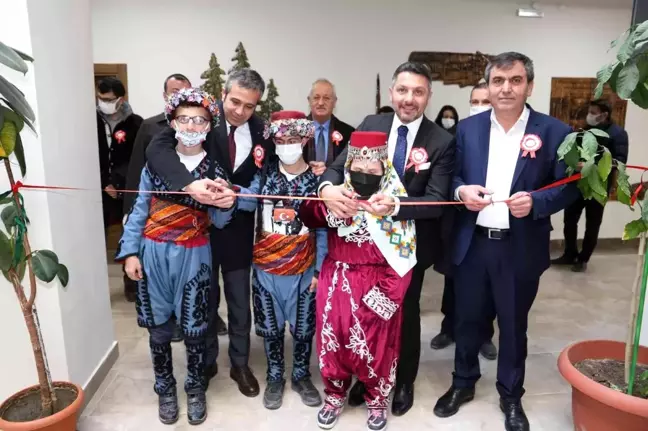 Sivrihisar Belediyesi'nden özel çocuklara anlamlı sergi