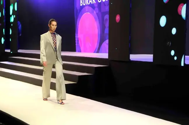 EİB 16. Moda Tasarım Yarışması görkemli defileyle tanıtıldı
