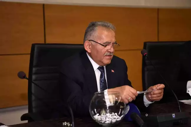 Başkan Büyükkılıç, 'Personel Alım Kura Töreni'ne katıldı