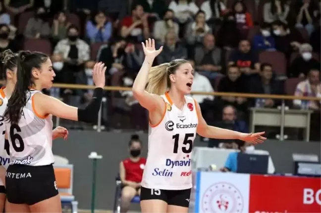 Eczacıbaşı Dynavit, lig etabını ikinci sırada bitirdi