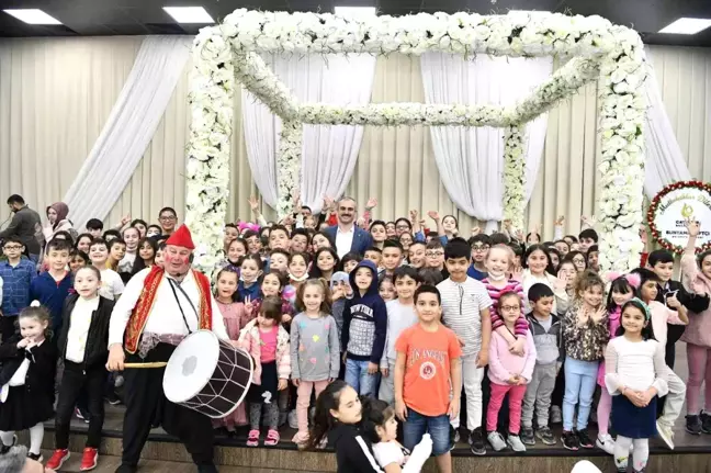 Başkan Çiftçi, ilk kez oruç tutan miniklerle iftarda bir araya geldi