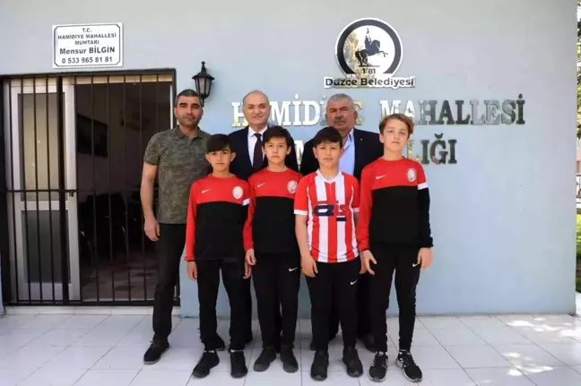 Başkan Özlü'den, amatör spor kulüplerine destek