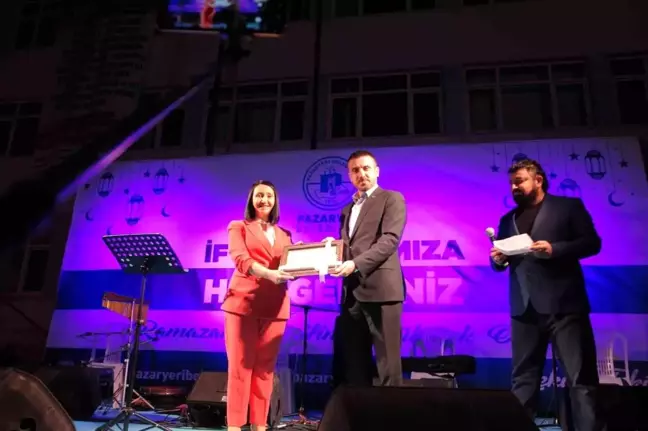 Başkan Tanır'a kardeş belediye Pazaryeri Belediyesi'nden fahri hemşehrilik beratı