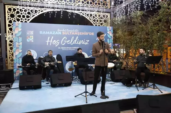 Sanatçı Mehmet Ercan Sultangazi'ye konuk oldu