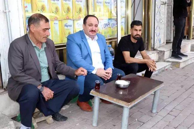 Başkan Ekinci mesaiye esnaf gezisi ile başladı