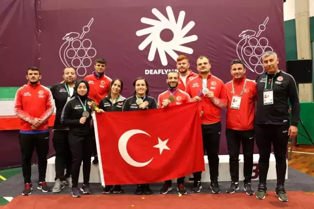 Son dakika haberi: Sancaktepe Belediyesporlu Samet Bulut, Deaflympics'te gümüş madalya kazandı
