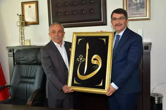 Başkan Çelik'ten çiçeği burnunda başkanlara tebrik