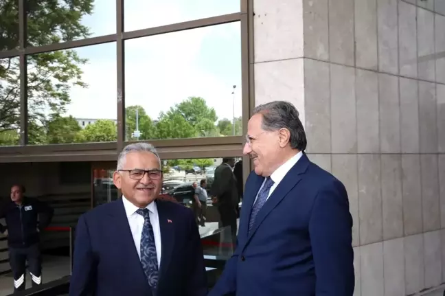 Başkan Büyükkılıç, TBB'de yeniden encümen üyesi seçildi
