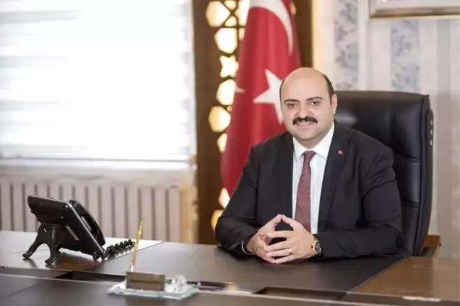 Türk şiirinin önemli isimleri Erzurum'daki şiir şöleninde vatandaşlarla buluşacak
