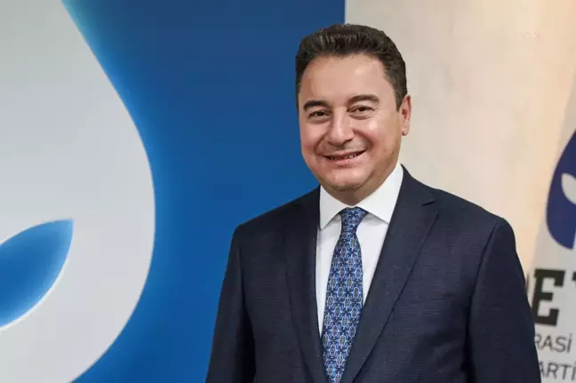 Babacan'dan Cumhurbaşkanı Erdoğan'a Yht'ye Zam Sorusu: