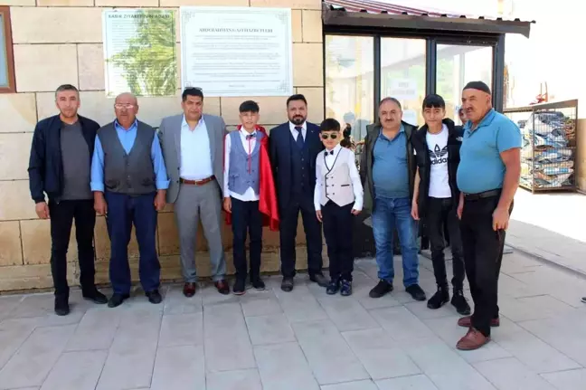 Karataş ailesinin mutlu günü
