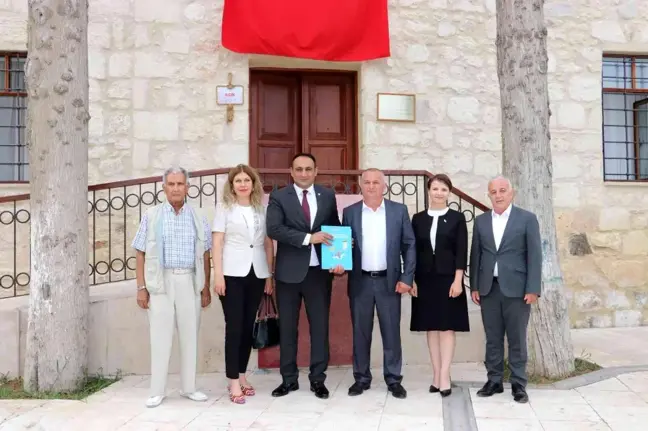 Son dakika haberi: Başkan Yılmaz, Moldova heyetine Kuvayimilliye Karargahı'nı tanıttı