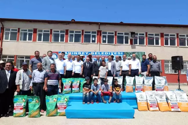 Şahinbey'de çiftçiye slajlık mısır desteği