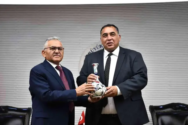 Büyükkılıç'tan kardeş şehir Misrata heyetine mehteranlı coşkulu karşılama