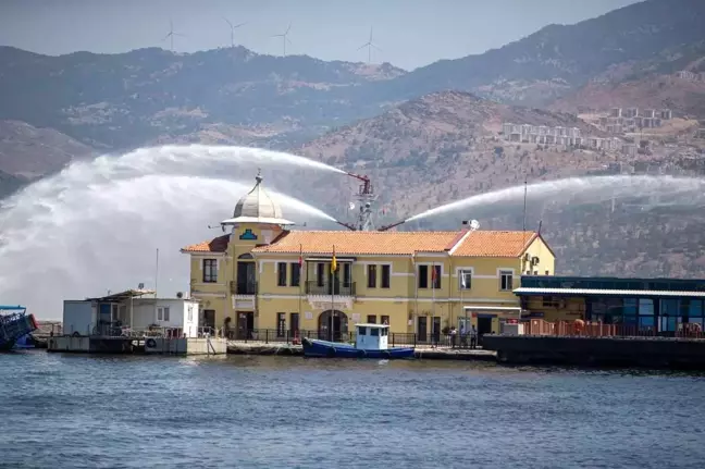 Kabotaj Bayramı İzmir'de törenlerle kutlandı