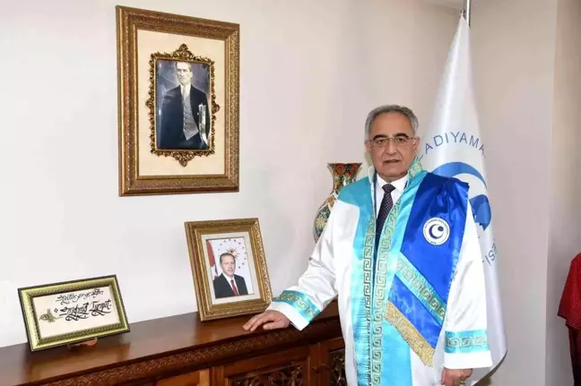 Rektör Turgut, 24 Temmuz Gazeteciler ve Basın Bayramını kutladı