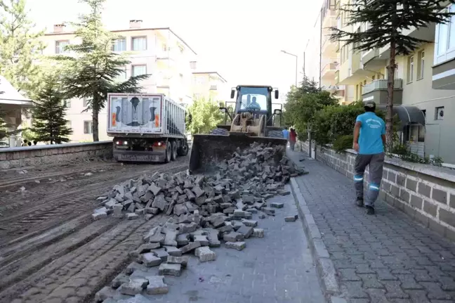 Nevşehir haberleri... Nevşehir Belediyesi alt yapı çalışmalarına devam ediyor
