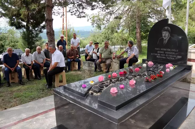 Şemsi Denizer, vefatının 23'üncü yıldönümünde mezarı başında anıldı