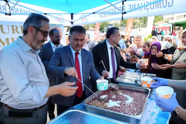 Gümüşhane haberleri | Gümüşhane'de 2 bin kişilik Aşure dağıtıldı
